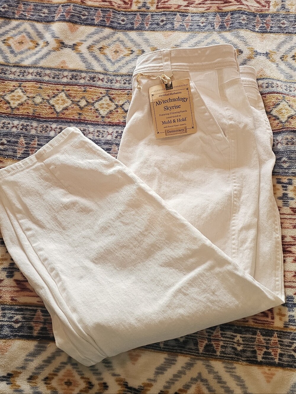 NEW DEMOCRACY High Rise Straight/barrel leg Crop/Ankle Jeans White  Size 12